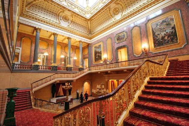 Lancaster House grand hall and staircase